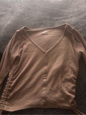 Hollister Ribbed Button-Front V-Neck Top - Brown